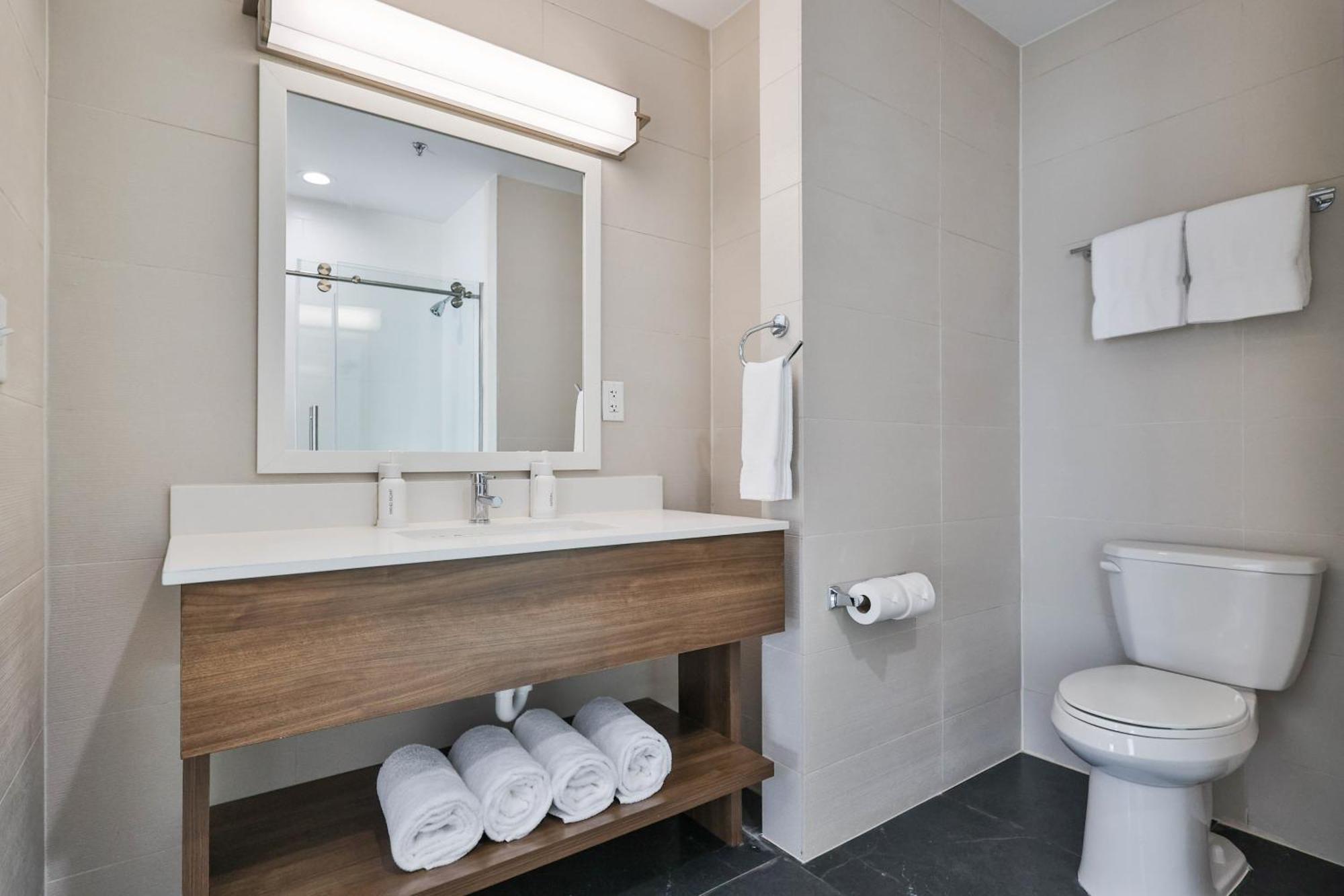 Hotel The Penn Stroud, - Poconos, Ascend Collection 3*