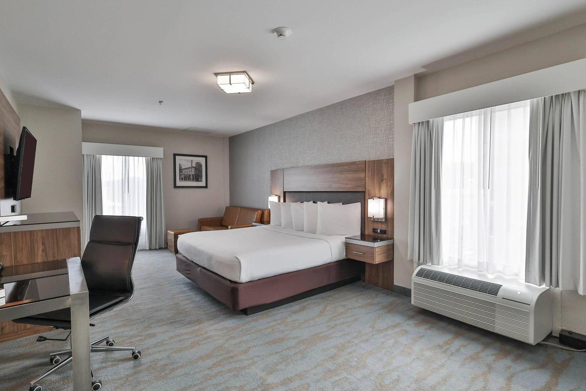 Hotel The Penn Stroud, - Poconos, Ascend Collection 3*